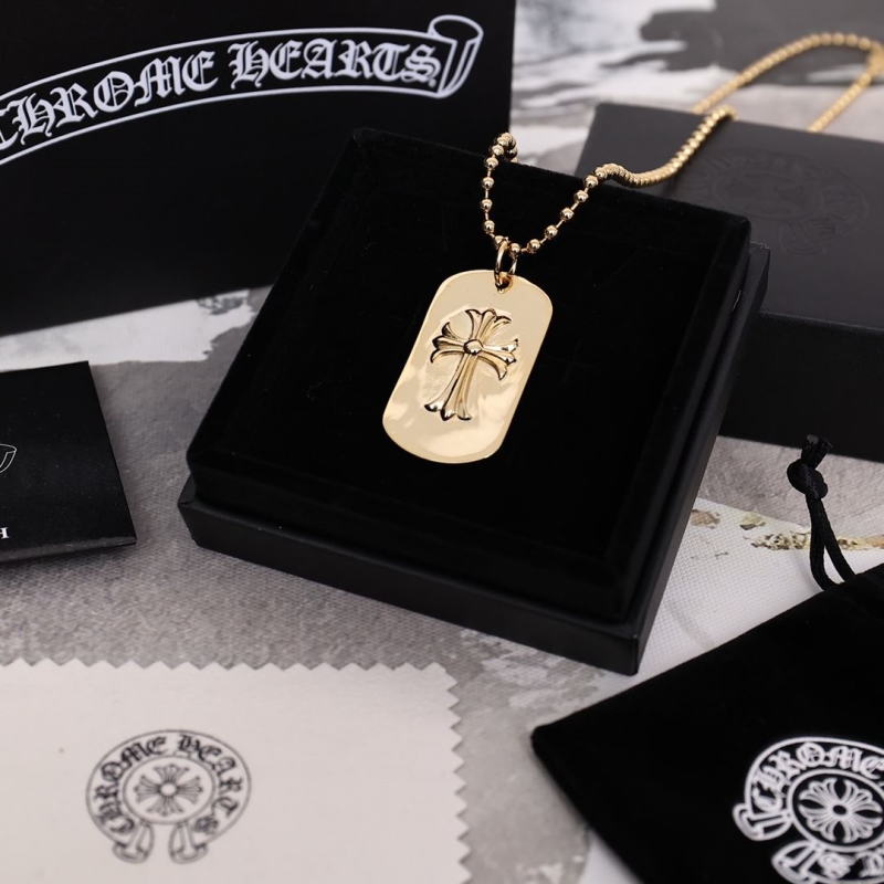 Ch**me He**ts necklaces